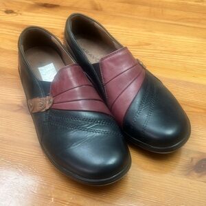 Aravon Danielle AR Slip On Leather Multicolor Comfort Loafers Shoes Sz 9